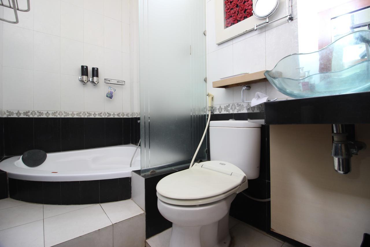 Reddoorz Plus Near Tugu Jogja 2 Yogyakarta Exteriér fotografie