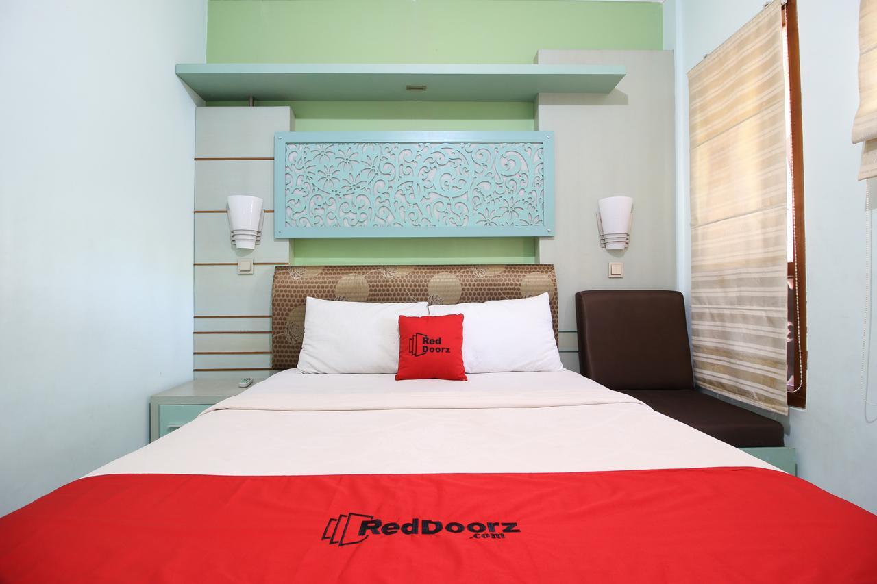 Reddoorz Plus Near Tugu Jogja 2 Yogyakarta Exteriér fotografie