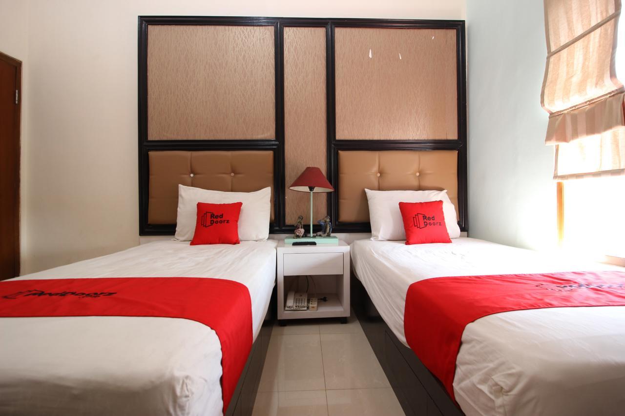 Reddoorz Plus Near Tugu Jogja 2 Yogyakarta Exteriér fotografie