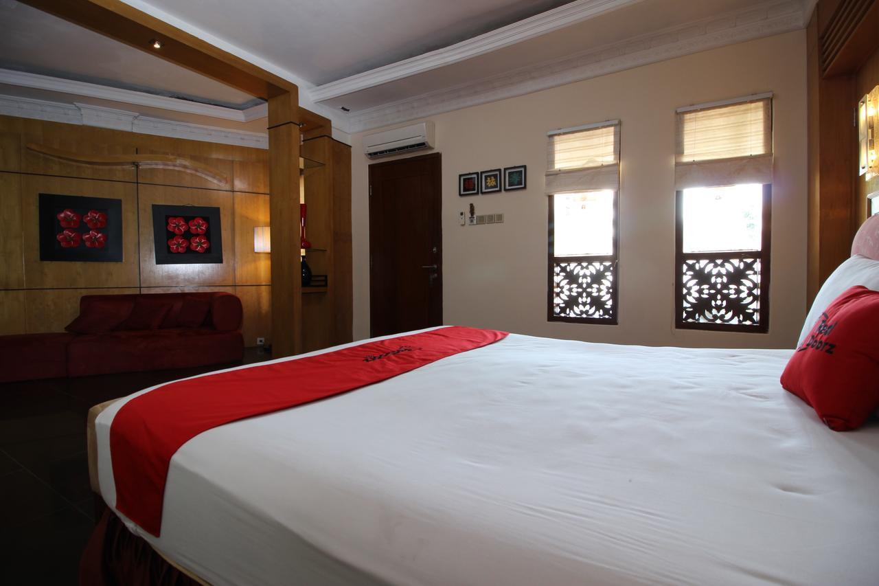 Reddoorz Plus Near Tugu Jogja 2 Yogyakarta Exteriér fotografie